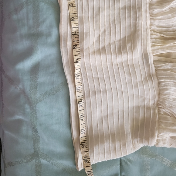 BCBG MaxAzaria Unique sexy blouse - Picture 7 of 9